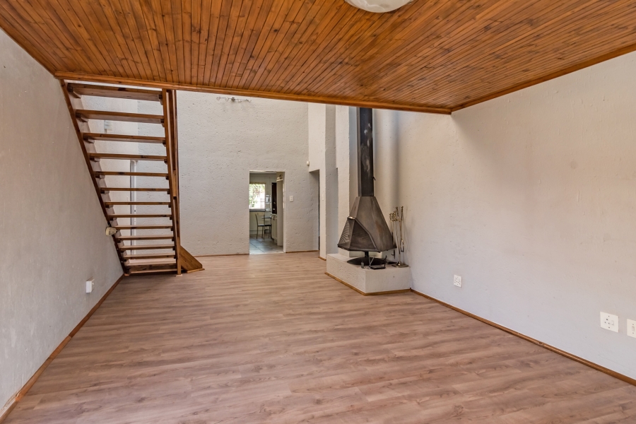 4 Bedroom Property for Sale in Noordheuwel Gauteng