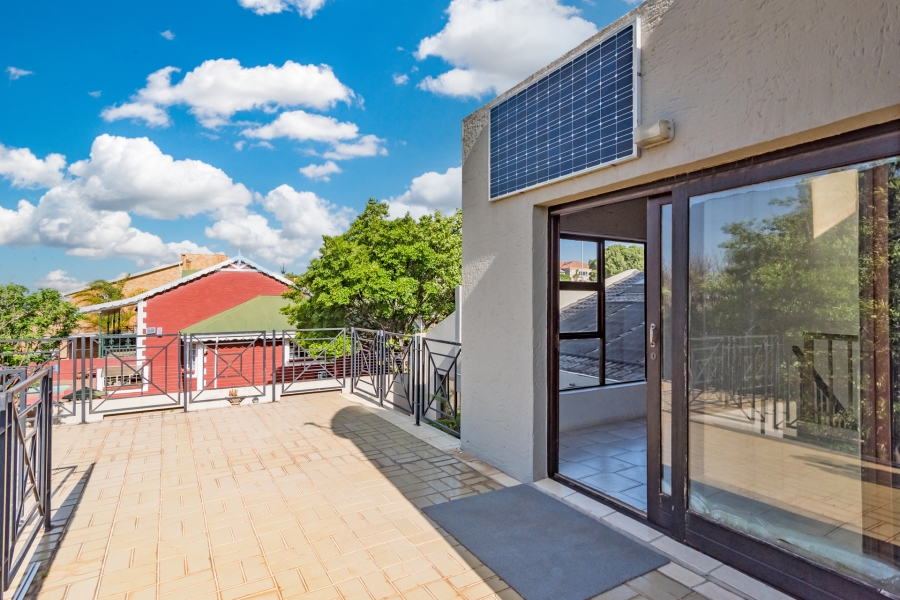 4 Bedroom Property for Sale in Noordheuwel Gauteng