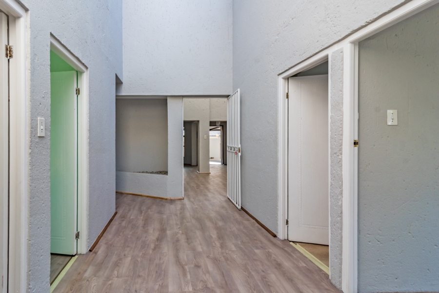 4 Bedroom Property for Sale in Noordheuwel Gauteng