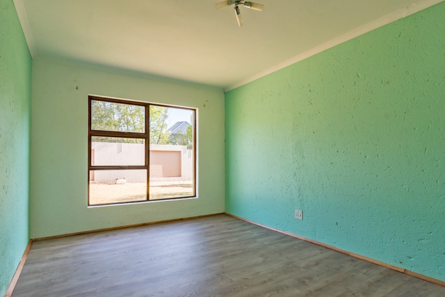 4 Bedroom Property for Sale in Noordheuwel Gauteng