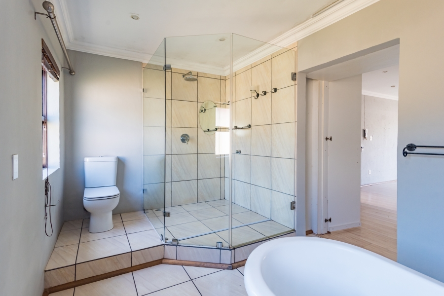 4 Bedroom Property for Sale in Noordheuwel Gauteng