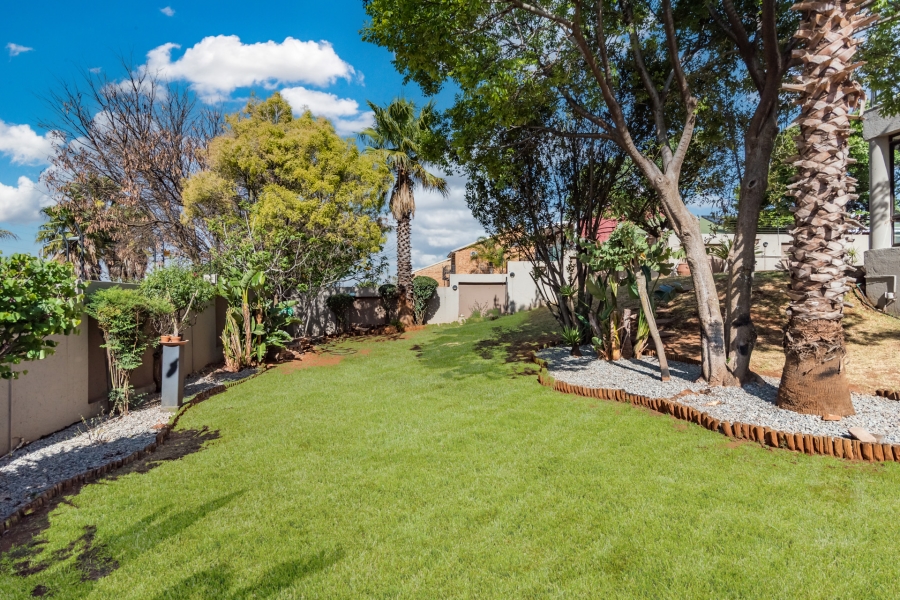 4 Bedroom Property for Sale in Noordheuwel Gauteng