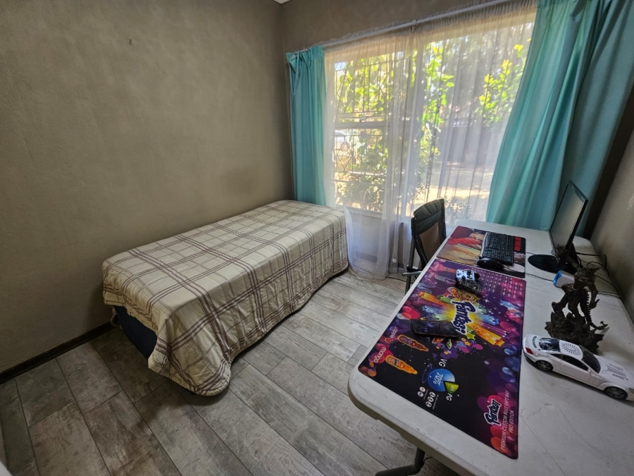 4 Bedroom Property for Sale in Mayberry Park Gauteng