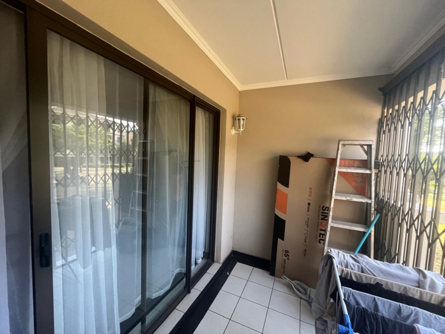 To Let 1 Bedroom Property for Rent in Noordwyk Gauteng