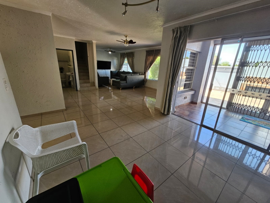 3 Bedroom Property for Sale in Brackenhurst Gauteng