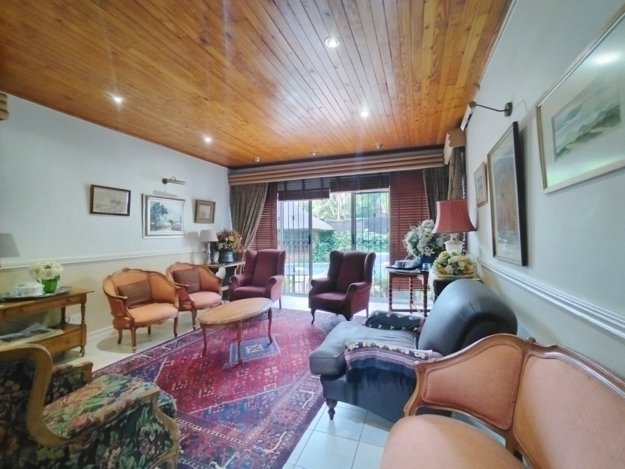 9 Bedroom Property for Sale in Baileys Muckleneuk Gauteng