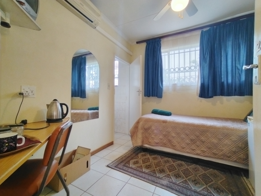 9 Bedroom Property for Sale in Baileys Muckleneuk Gauteng