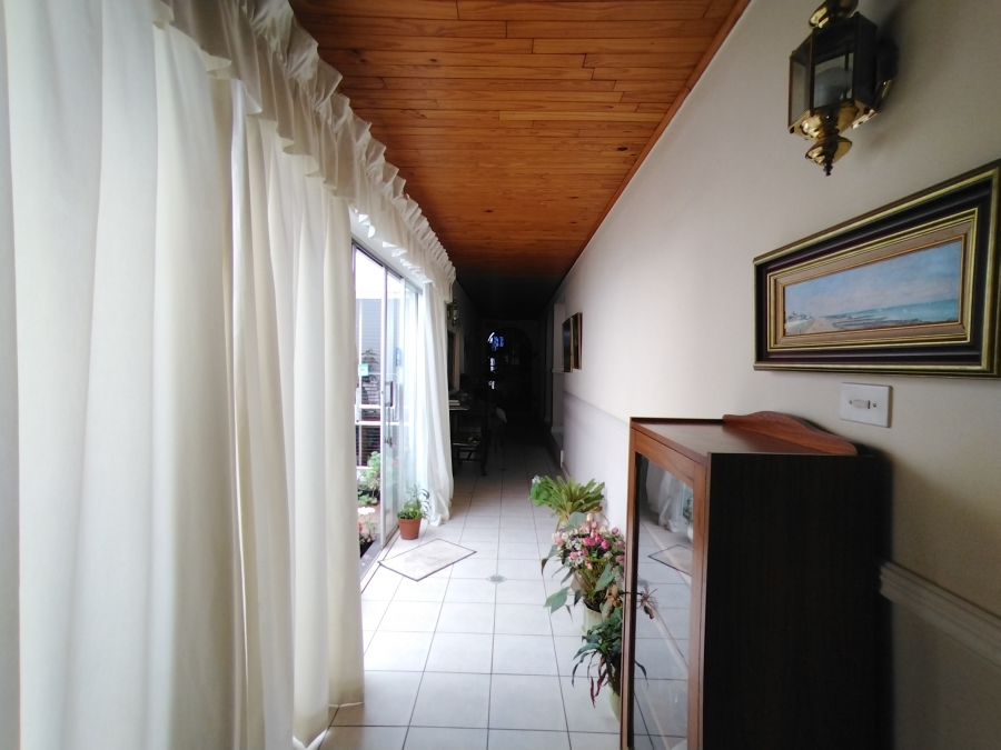9 Bedroom Property for Sale in Baileys Muckleneuk Gauteng