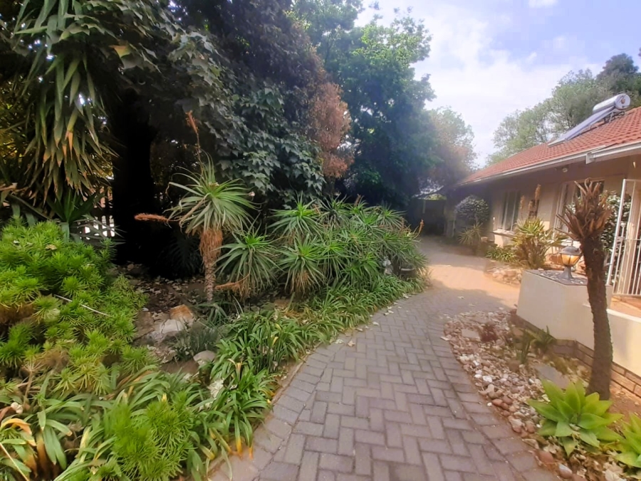 4 Bedroom Property for Sale in Beyers Park Gauteng