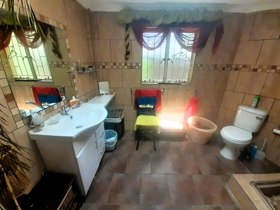 4 Bedroom Property for Sale in Beyers Park Gauteng