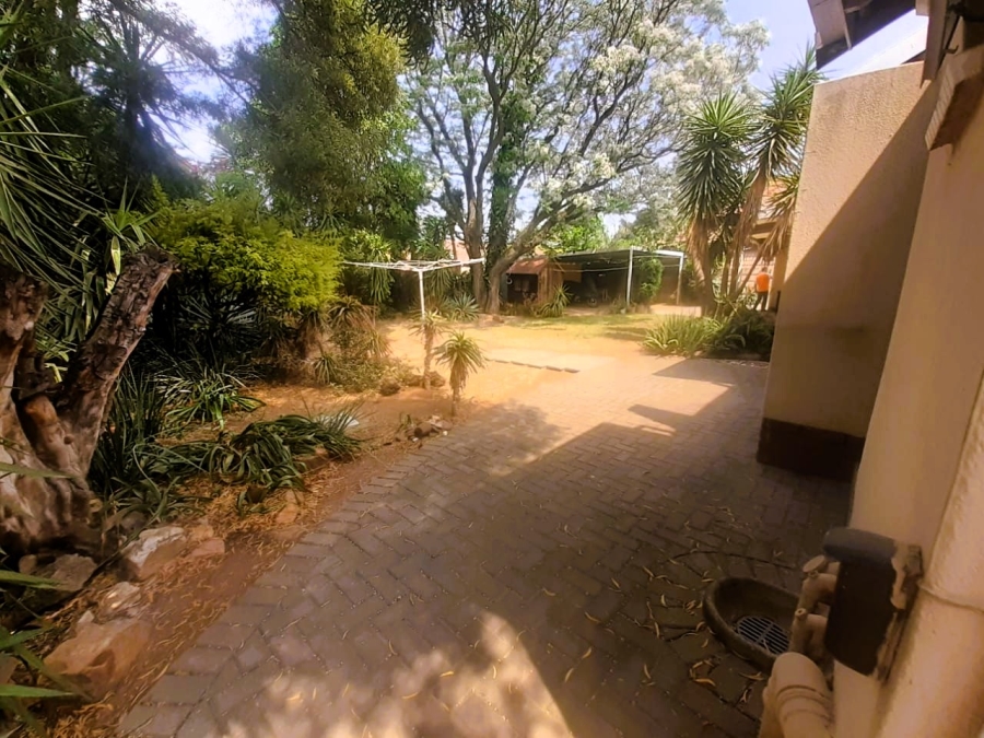 4 Bedroom Property for Sale in Beyers Park Gauteng