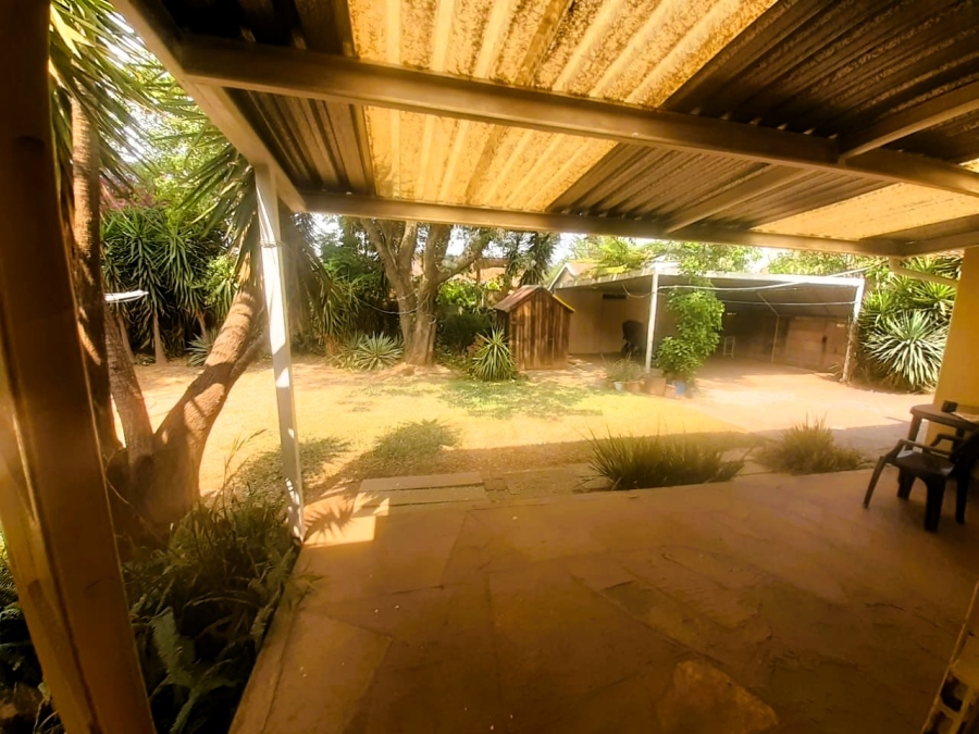 4 Bedroom Property for Sale in Beyers Park Gauteng