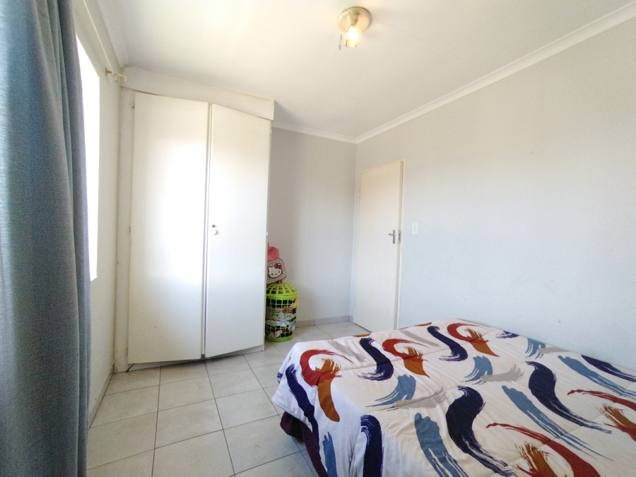 2 Bedroom Property for Sale in Die Hoewes Gauteng