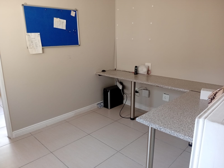 To Let 3 Bedroom Property for Rent in Moreleta Park Gauteng