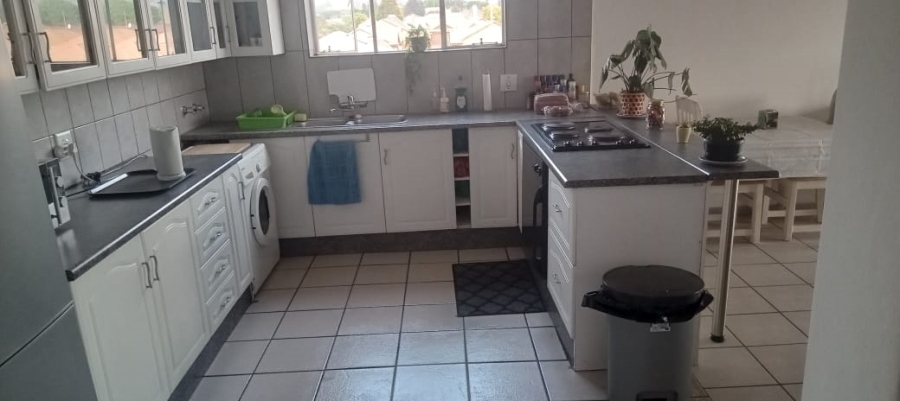 2 Bedroom Property for Sale in New Redruth Gauteng
