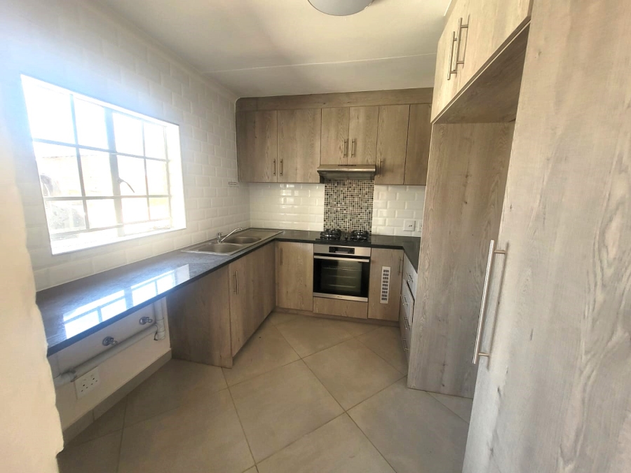 2 Bedroom Property for Sale in Amberfield Gauteng