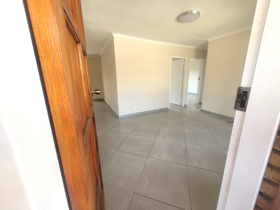 2 Bedroom Property for Sale in Amberfield Gauteng