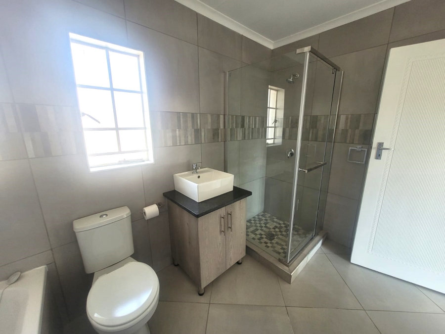 2 Bedroom Property for Sale in Amberfield Gauteng