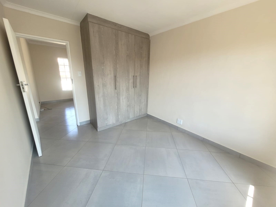 2 Bedroom Property for Sale in Amberfield Gauteng