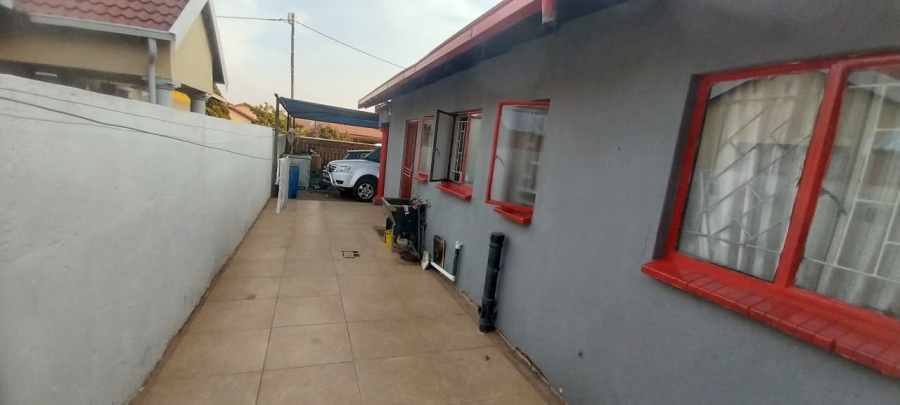 3 Bedroom Property for Sale in Soshanguve XX Gauteng