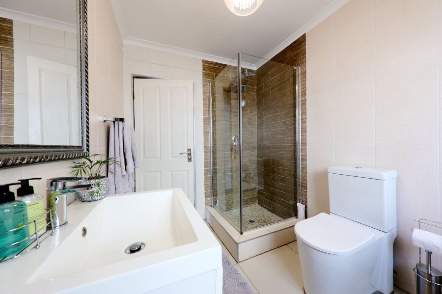 3 Bedroom Property for Sale in Sunninghill Gauteng