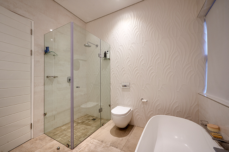 4 Bedroom Property for Sale in Waterfall Country Estate Gauteng