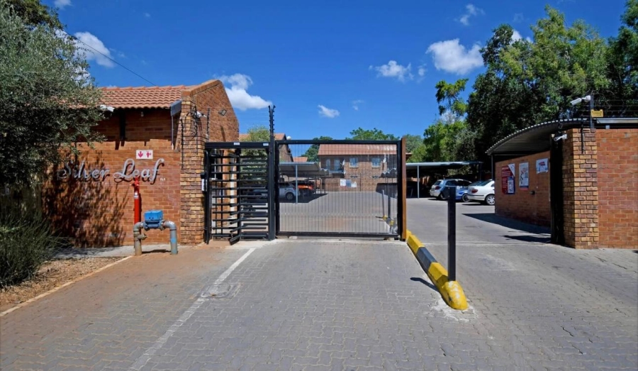2 Bedroom Property for Sale in Silverton Gauteng
