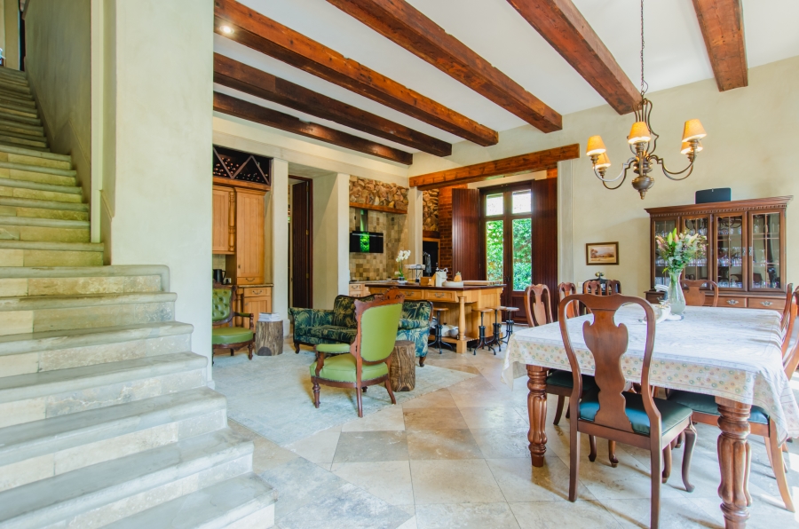 5 Bedroom Property for Sale in Waterkloof Gauteng