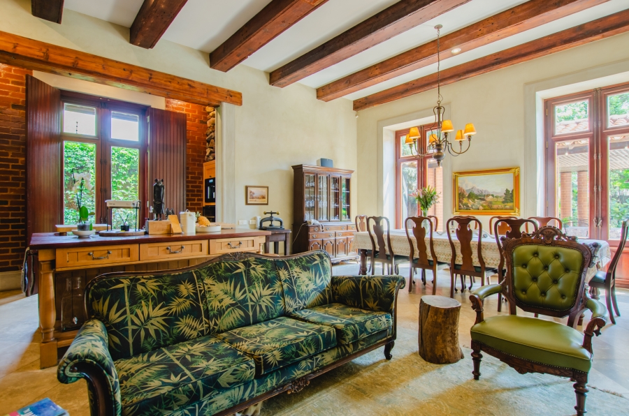 5 Bedroom Property for Sale in Waterkloof Gauteng