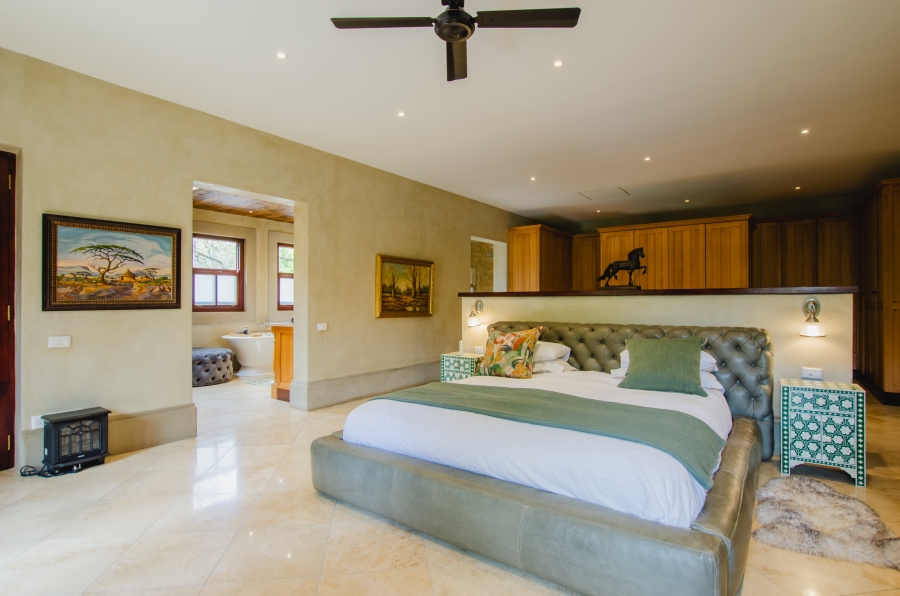 5 Bedroom Property for Sale in Waterkloof Gauteng