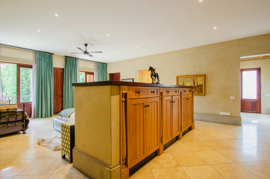 5 Bedroom Property for Sale in Waterkloof Gauteng