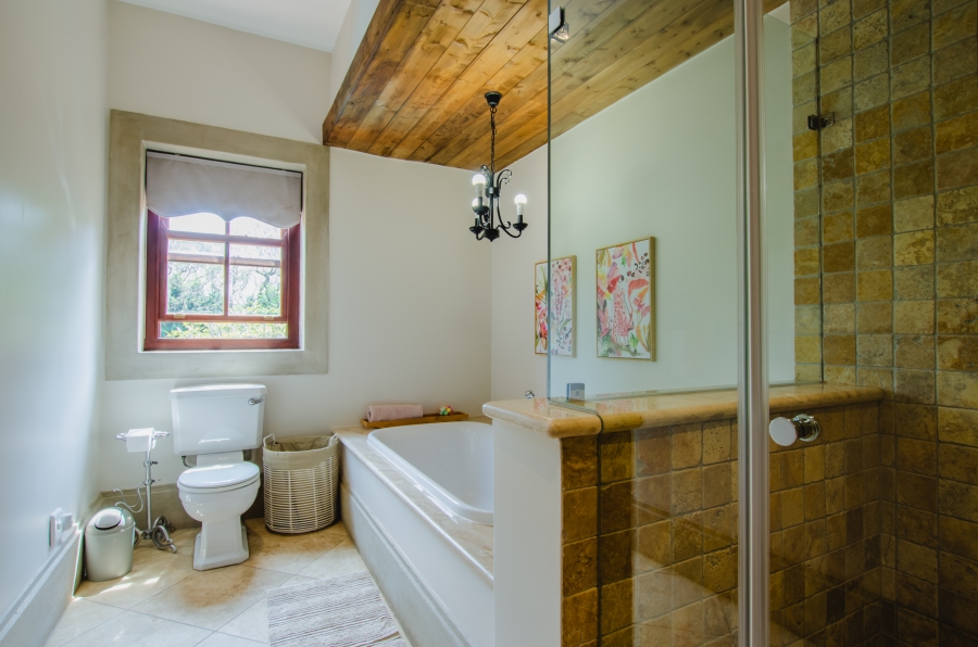5 Bedroom Property for Sale in Waterkloof Gauteng