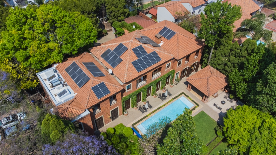 5 Bedroom Property for Sale in Waterkloof Gauteng