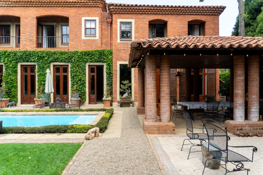 5 Bedroom Property for Sale in Waterkloof Gauteng