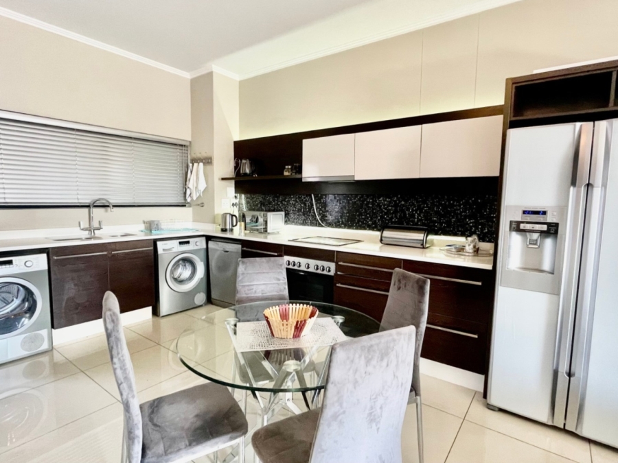 To Let 2 Bedroom Property for Rent in Morningside Gauteng