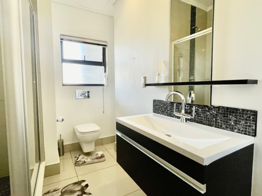 To Let 2 Bedroom Property for Rent in Morningside Gauteng