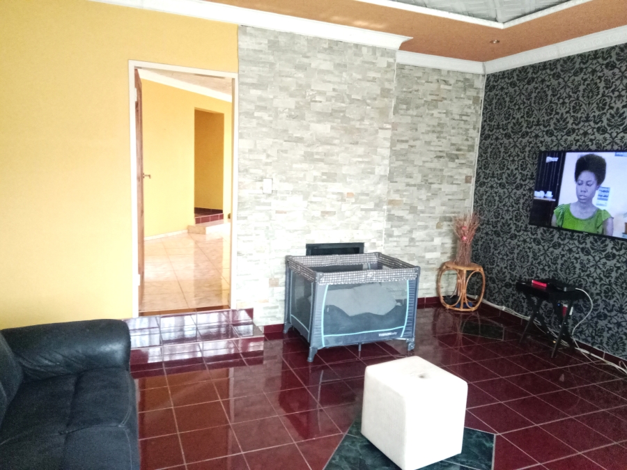 4 Bedroom Property for Sale in Spruit View Gauteng