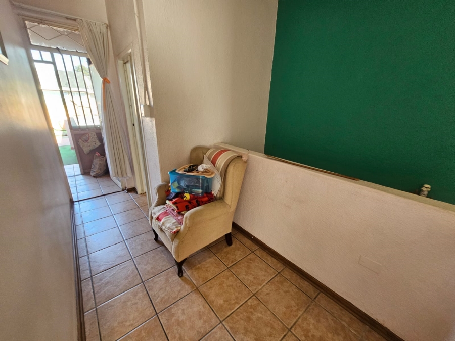 2 Bedroom Property for Sale in Brackenhurst Gauteng