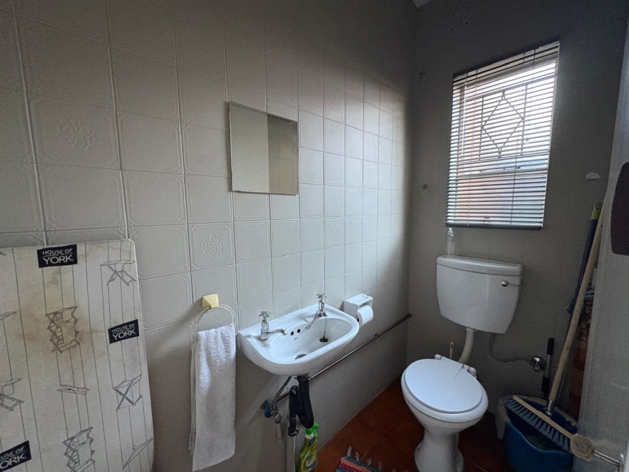 3 Bedroom Property for Sale in South Crest Gauteng
