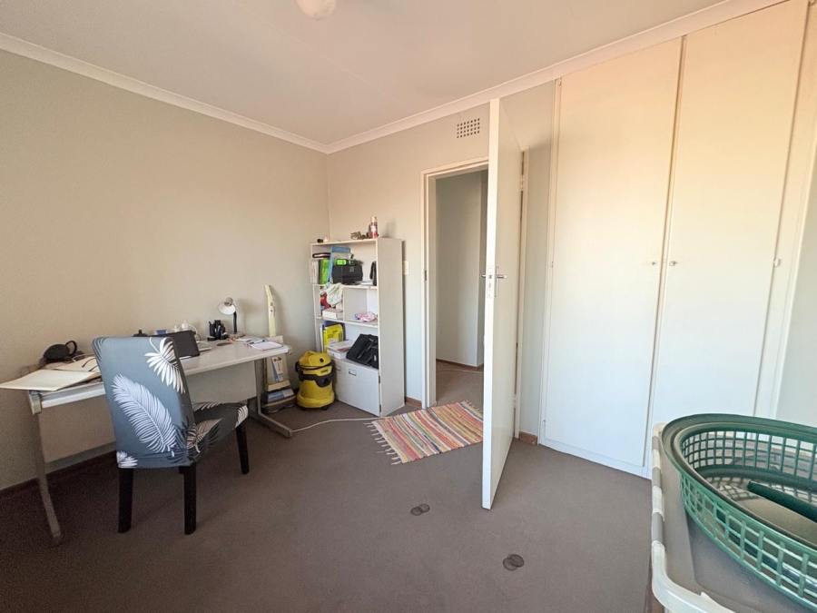 3 Bedroom Property for Sale in South Crest Gauteng