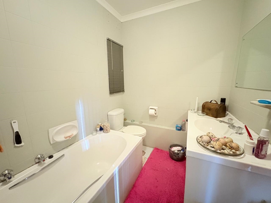 3 Bedroom Property for Sale in South Crest Gauteng