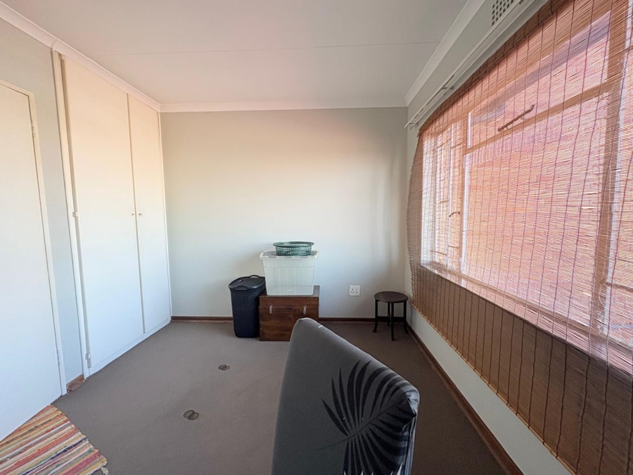 3 Bedroom Property for Sale in South Crest Gauteng