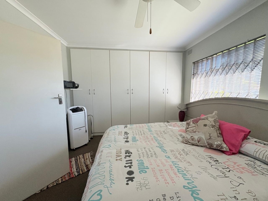 3 Bedroom Property for Sale in South Crest Gauteng
