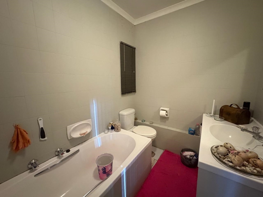 3 Bedroom Property for Sale in South Crest Gauteng