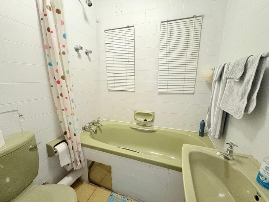 3 Bedroom Property for Sale in South Crest Gauteng