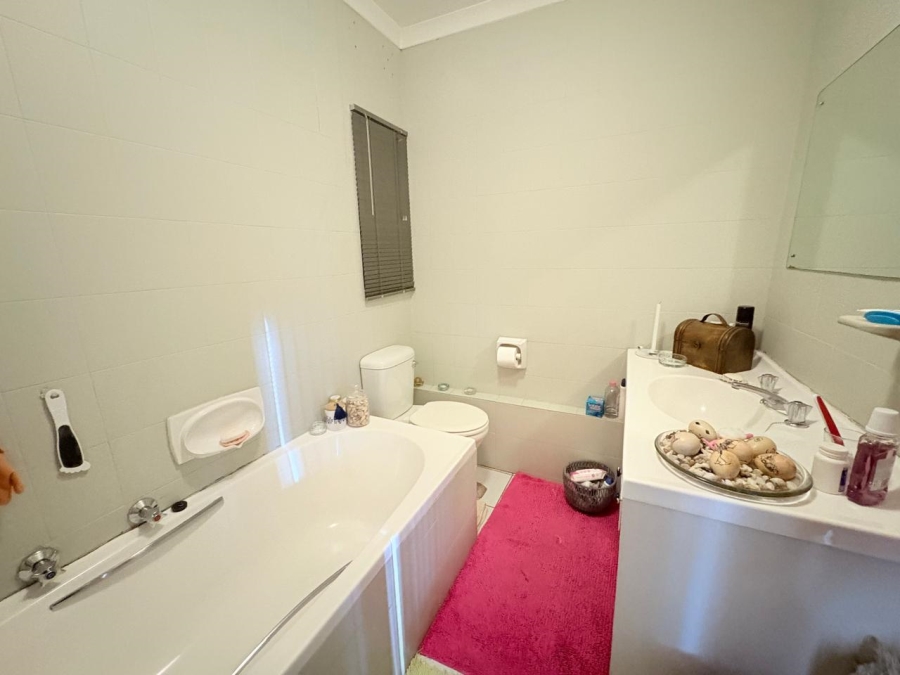 3 Bedroom Property for Sale in South Crest Gauteng