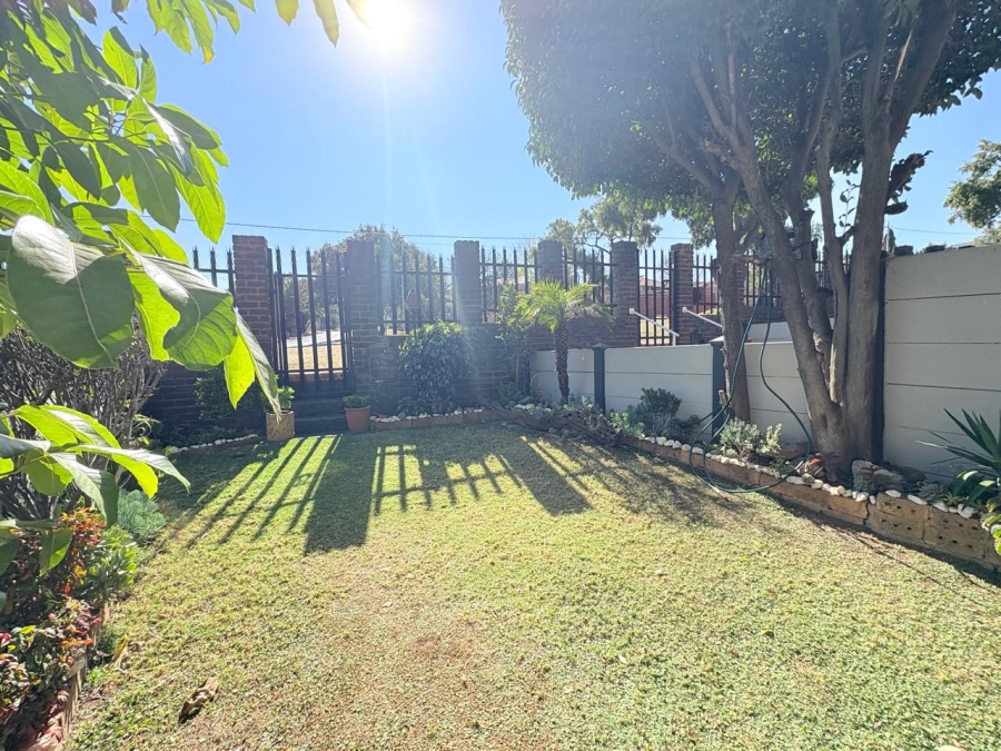 3 Bedroom Property for Sale in South Crest Gauteng