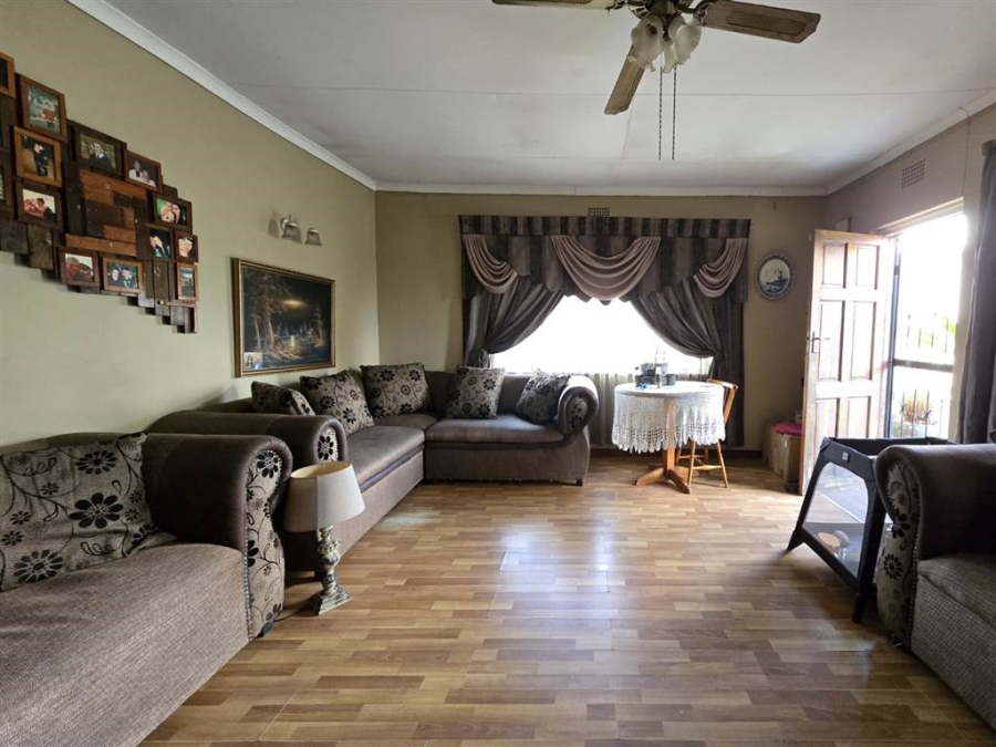 3 Bedroom Property for Sale in Raceview Gauteng