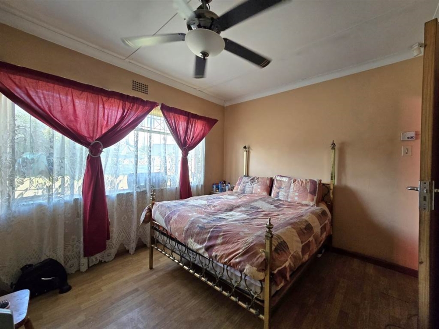 3 Bedroom Property for Sale in Raceview Gauteng