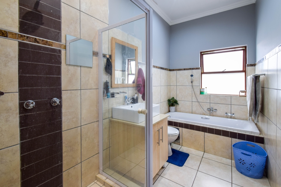3 Bedroom Property for Sale in Pretorius Park Gauteng